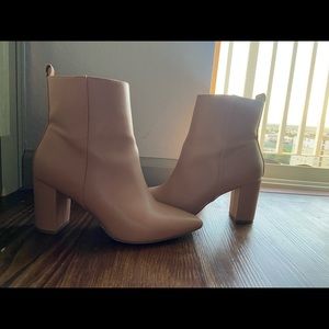 Tan boots size 8